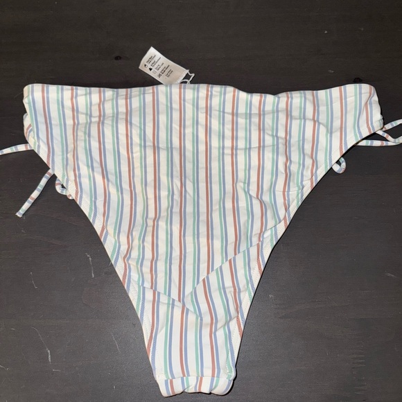 Lspace x Becca Tilley top and bottom - Picture 8 of 8